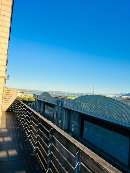 Luminoso Atico Con Terraza Apartment Santander Bagian luar foto